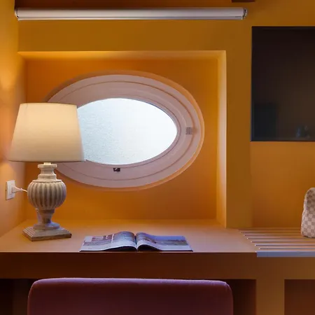 - Ettore شقة سورينتو