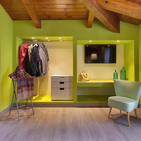 - Ettore Сорренто